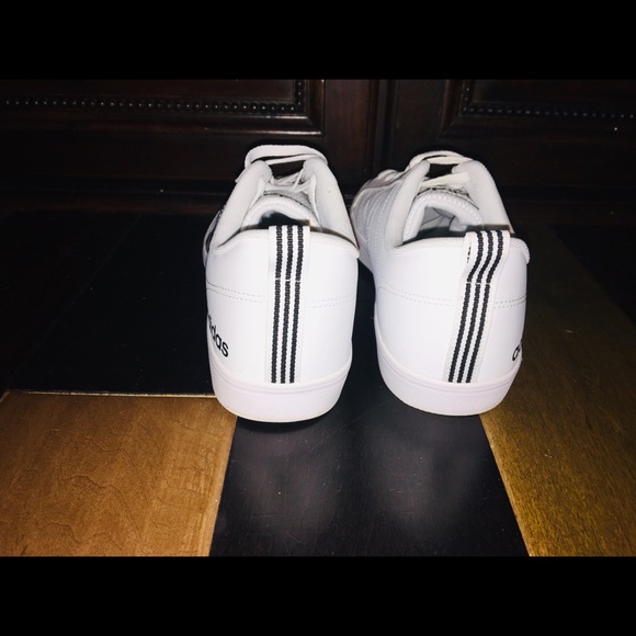 Adidas shoes - Picture 6 of 8